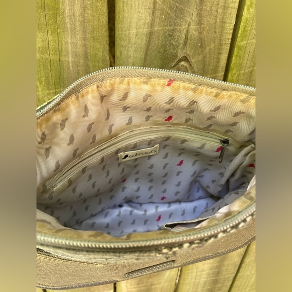 Sakroots Artist Circle Flap Crossbody Bag​​ - Picture 4 of 7